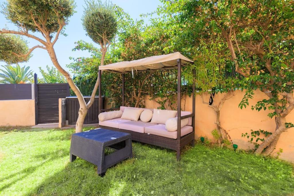 Adosado Con Jardin En Los Xalets De ซาลอว์ ภายนอก รูปภาพ